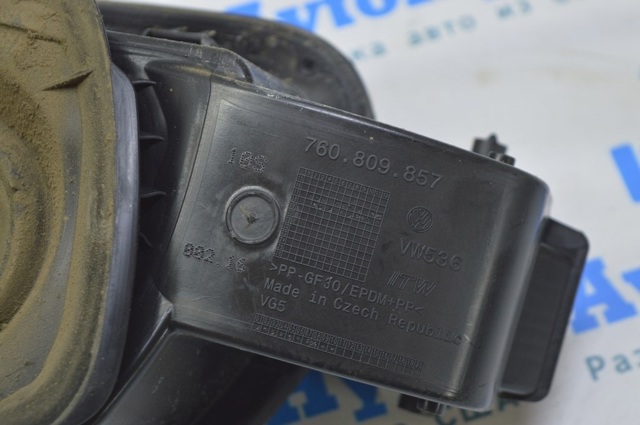 Лючок паливного бака 760809857C VAG
