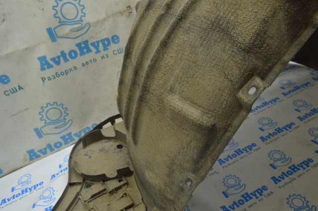 Підкрилок заднього крила, правий 760810970D VAG