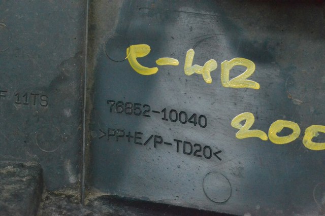 Накладка бампера переднього, ліва 7685210040 TOYOTA