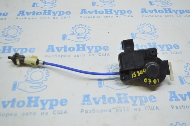 Лічинка замка паливного бака 7703051030 TOYOTA