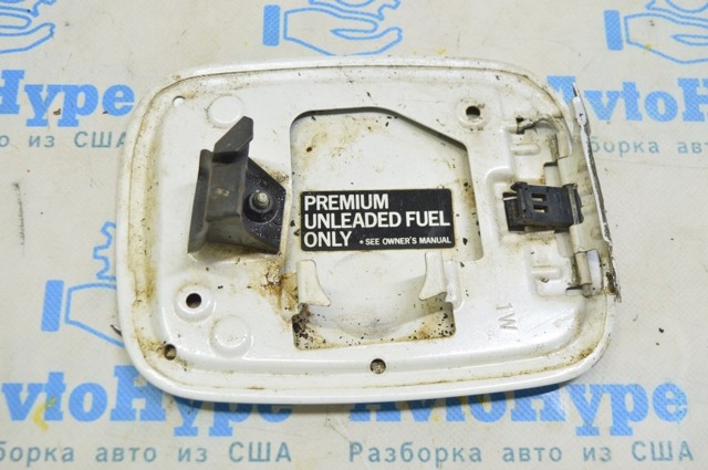 Дверцята бензобака Лексус GS