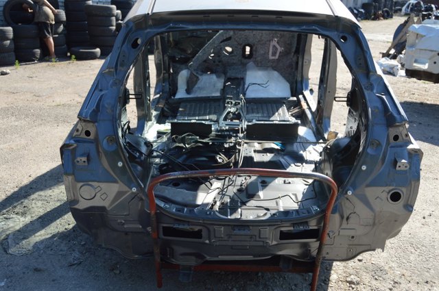 Бічна частина задня ліва 781135SA0A NISSAN