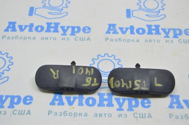 Форсунка омивача скла лобового, ліва 7E0955987A VAG