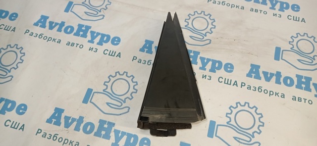 Внутрішня накладка кріплення дзеркала правого 802924CL1A NISSAN