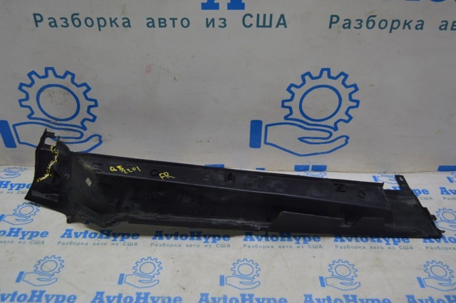 Ущільнювач крила 80A821170A VAG