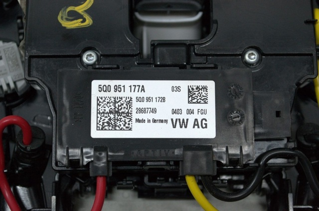Плафон освітлення кабіни 80A947135BJBC5 VAG