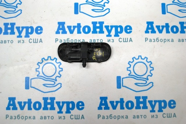 Форсунка омивача скла лобового, права 80A955988A VAG