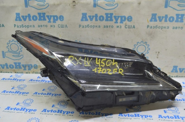 Основна фара - вставка 811100E280 TOYOTA