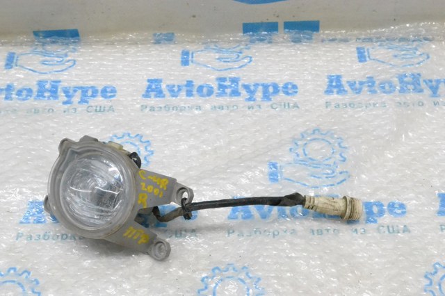 Туманка права 8121012240 TOYOTA