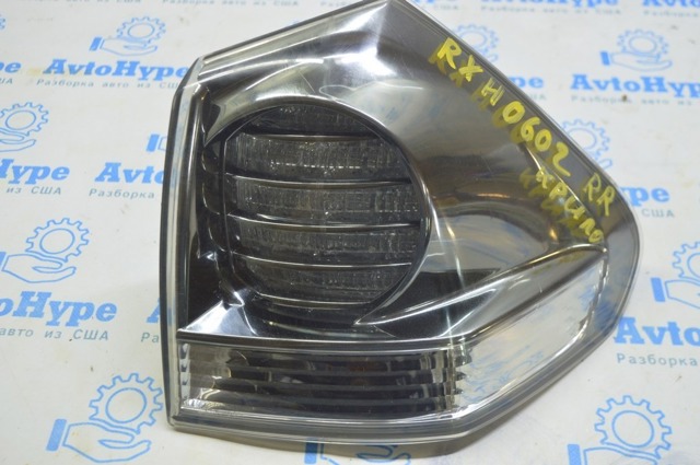 Ліхтар задній правий 8155148100 TOYOTA