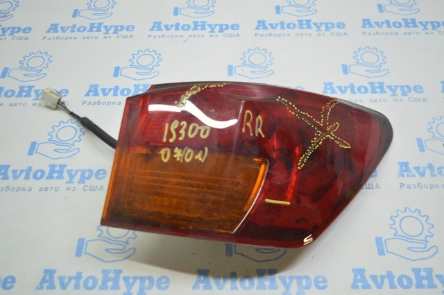 Фара задня права зовнішня 8155153171 TOYOTA
