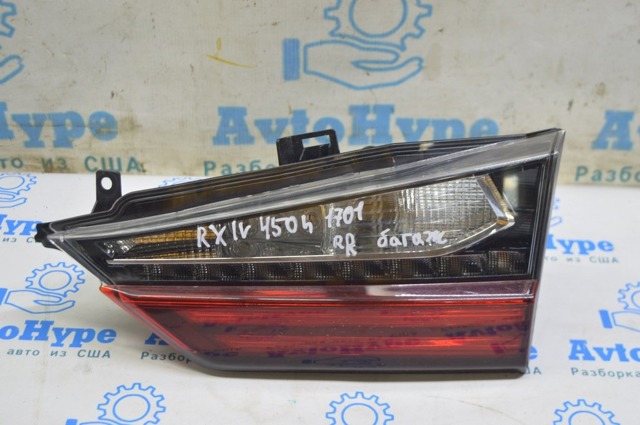 Фара задня права внутрішня 815800E090 TOYOTA