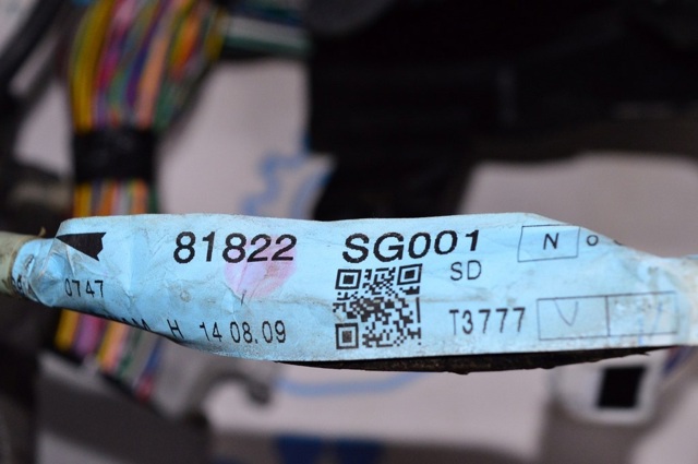 Електропроводка задніх дверей 81822SG001 SUBARU