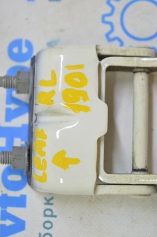 Петля задніх лівих дверей 824013NA1A NISSAN