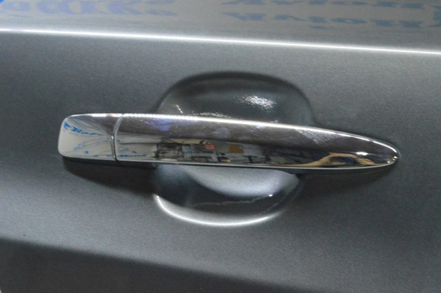 Ручка дверей в зборі 826409N00A NISSAN