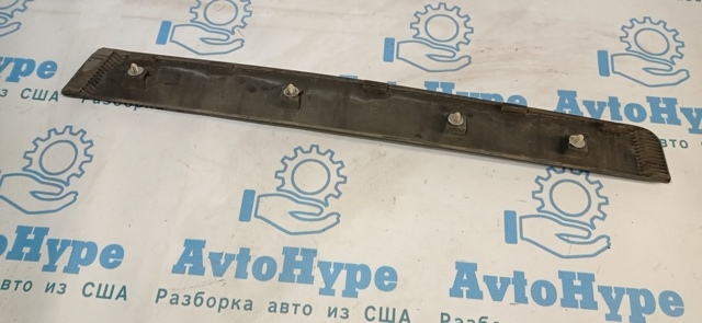 Накладка задніх дверей 828774BA0A NISSAN