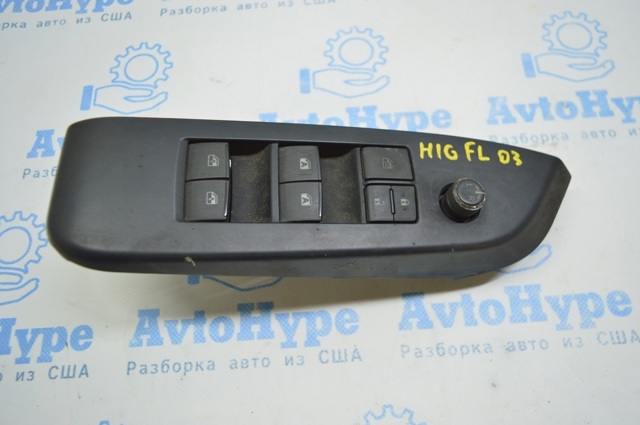 Кнопковий блок управління склопідіймачами центральної консолі 848200E020 TOYOTA