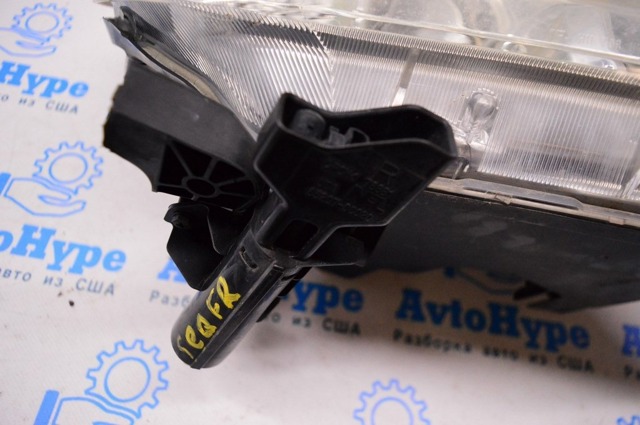 Сопло омивача фари передньої, правої 852070C020 TOYOTA