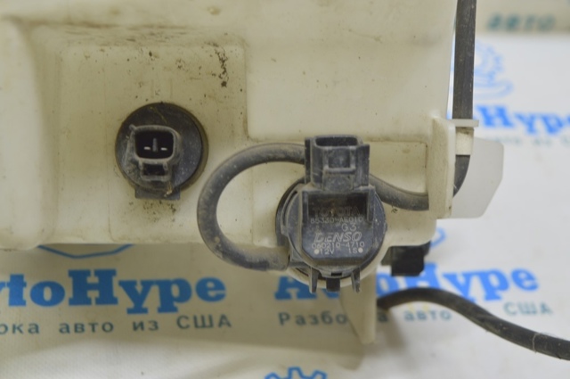 Насос омивача 85330AE010 TOYOTA