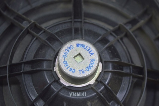 Динамік передньої двері 8616006390 TOYOTA