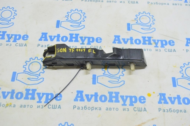 Кронштейн кріплення крила переднього лівого, передній 865133S000 HYUNDAI