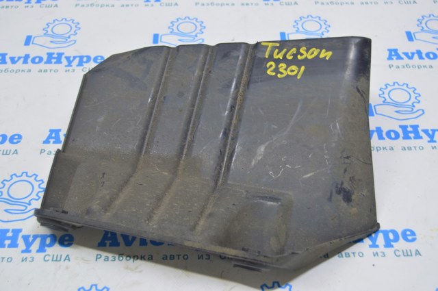 Захист заднього бампера 86677N7000 HYUNDAI