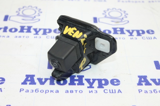 Камера заднього виду 867B048130 TOYOTA