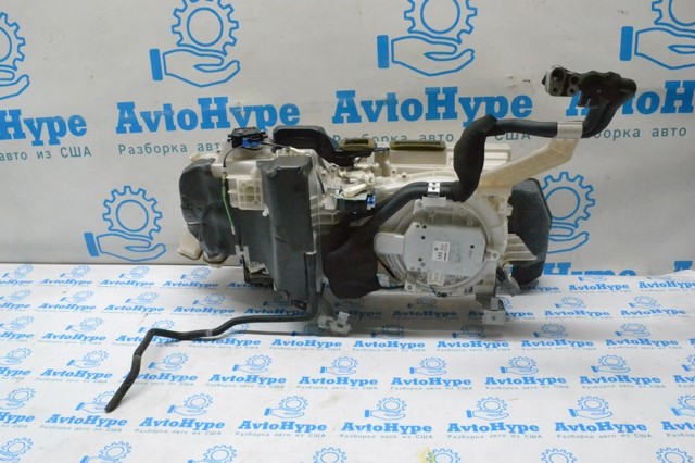 Моторчик пічки 8710350120 TOYOTA