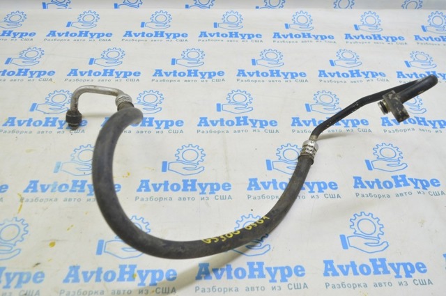 Шланг кондиціонера, від компресора до радіатора 887113A600 TOYOTA