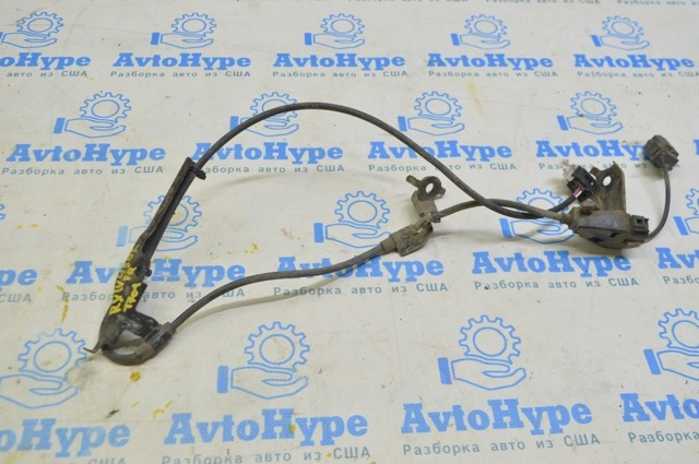 Датчик АБС (ABS) передній, правий 8954248060 TOYOTA