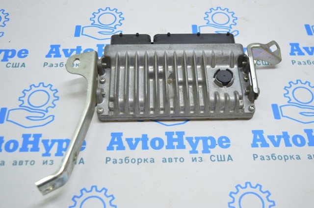 Модуль управління двигуном 8966133M10 TOYOTA