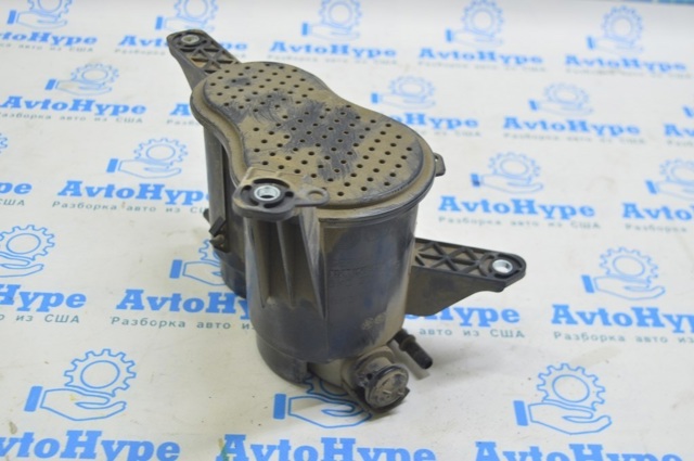 Адсорбер парів палива 8K0201799G VAG