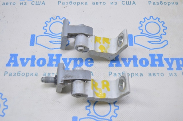 Петля задніх дверей, правих 8K0831402E VAG