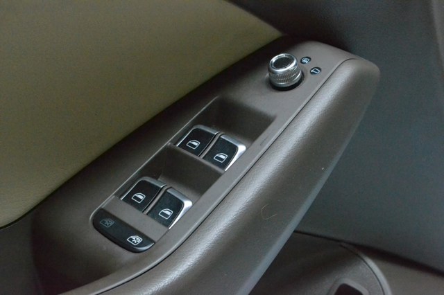 Блок управління дзеркалами заднього виду 8K0959565EWEP VAG