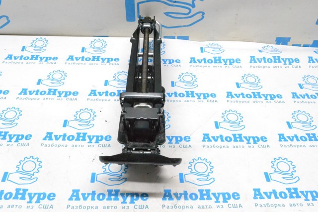 Домкрат 8R0011031K VAG