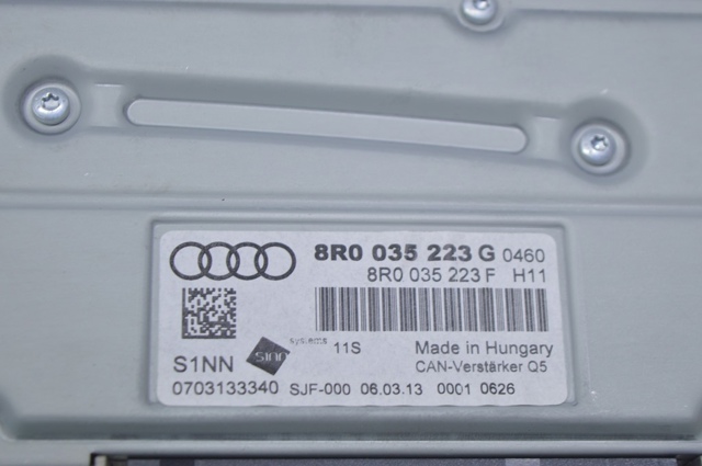 Підсилювач звуку аудіосистеми 8R0035223G VAG