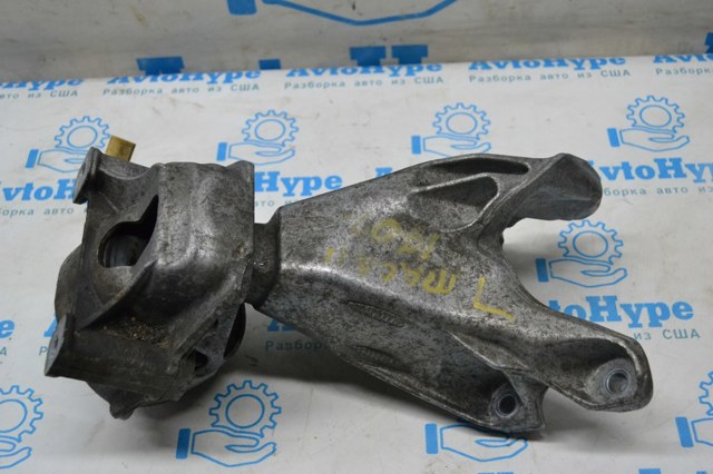 Ліва опора двигуна 8R0199381C PORSCHE