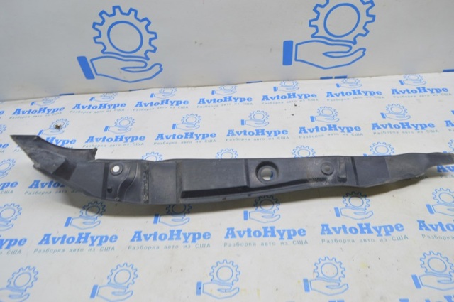 Ущільнювач крила 8R0821111C VAG