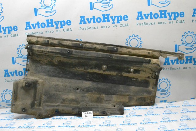 Захист днища передній лівий 8R0825201B VAG
