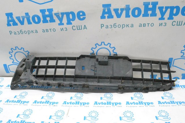 Кронштейн решітки радіатора 8R0853692B VAG