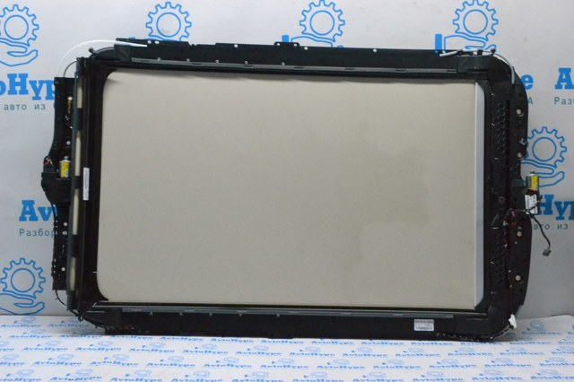 Деталі кришки багажного люка 8R0877049B VAG