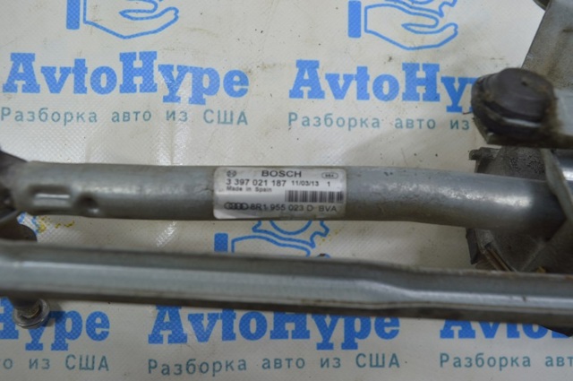 Трапеція щіток лобового скла 8R1955023D VAG