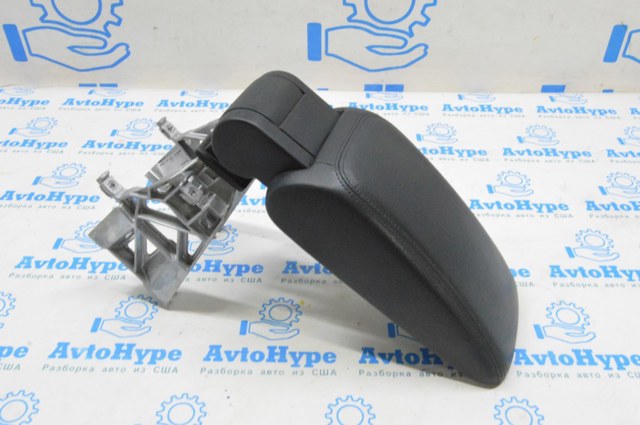 Кронштейн підлокітника 8V0864283 VAG