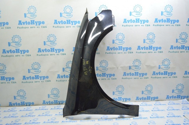 Переднє праве крило 8V5821106A VAG
