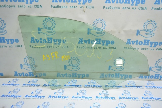 Скло передніх дверей, правою 8V5845202 VAG