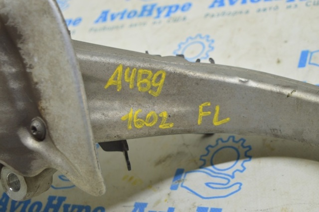 Цапфа поворотного кулака 8W0407253F VAG
