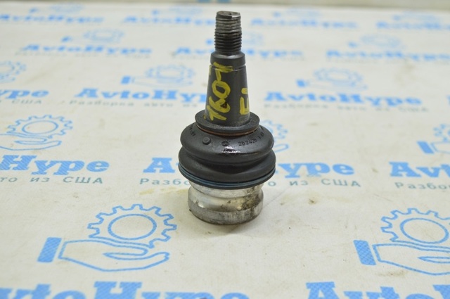 Кульові на авто 8W0407689B VAG