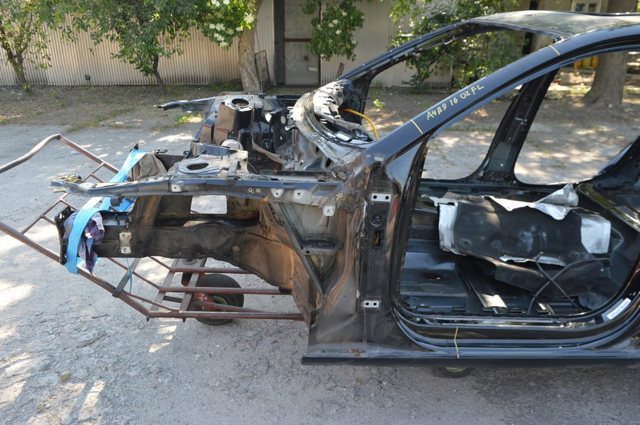 Лонжерон рами передній лівий 8W0803103 VAG