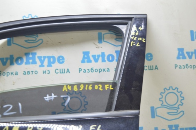 Накладка передніх дверей, лівих, вертикальна 8W0837901A5FQ VAG