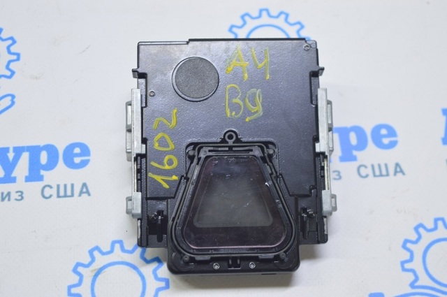 Камера заднього виду 8W0907217B VAG